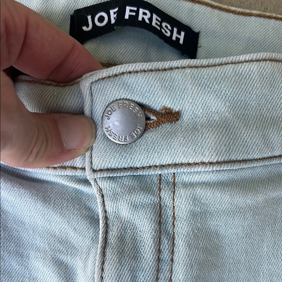Joe Fresh light wash Blue Jean Shorts Mid-Thigh - Picture 6 of 16